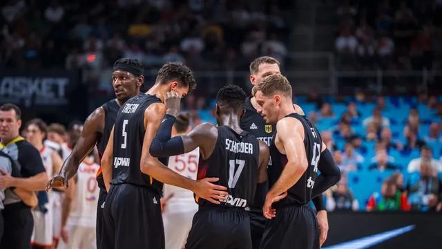 篮再添两分, 领先, amp 篮再添两分, 领先, amp