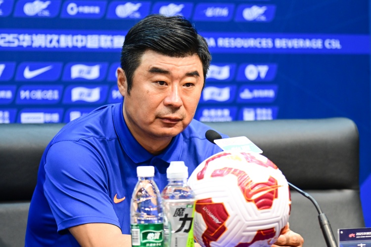 我们在俱乐, 备期 我们在俱乐, 备期